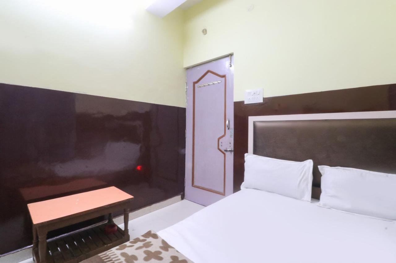 Spot On Hotel Monu Rāipur 外观 照片