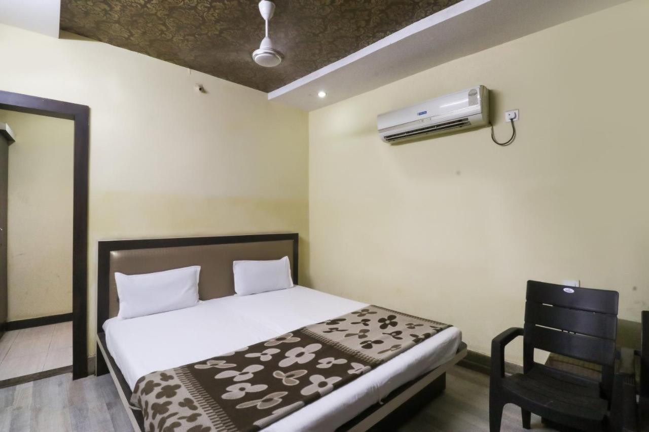 Spot On Hotel Monu Rāipur 外观 照片