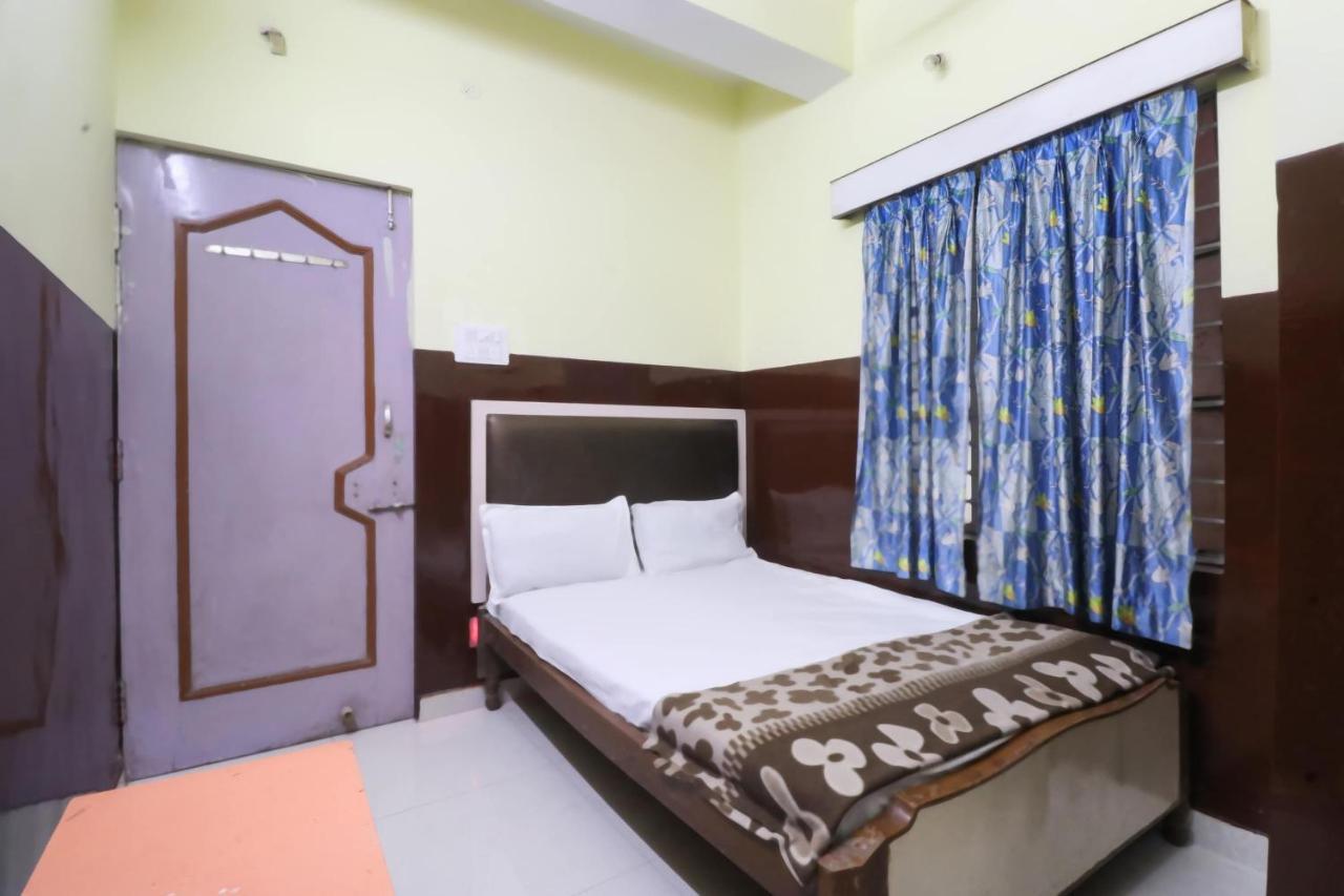 Spot On Hotel Monu Rāipur 外观 照片