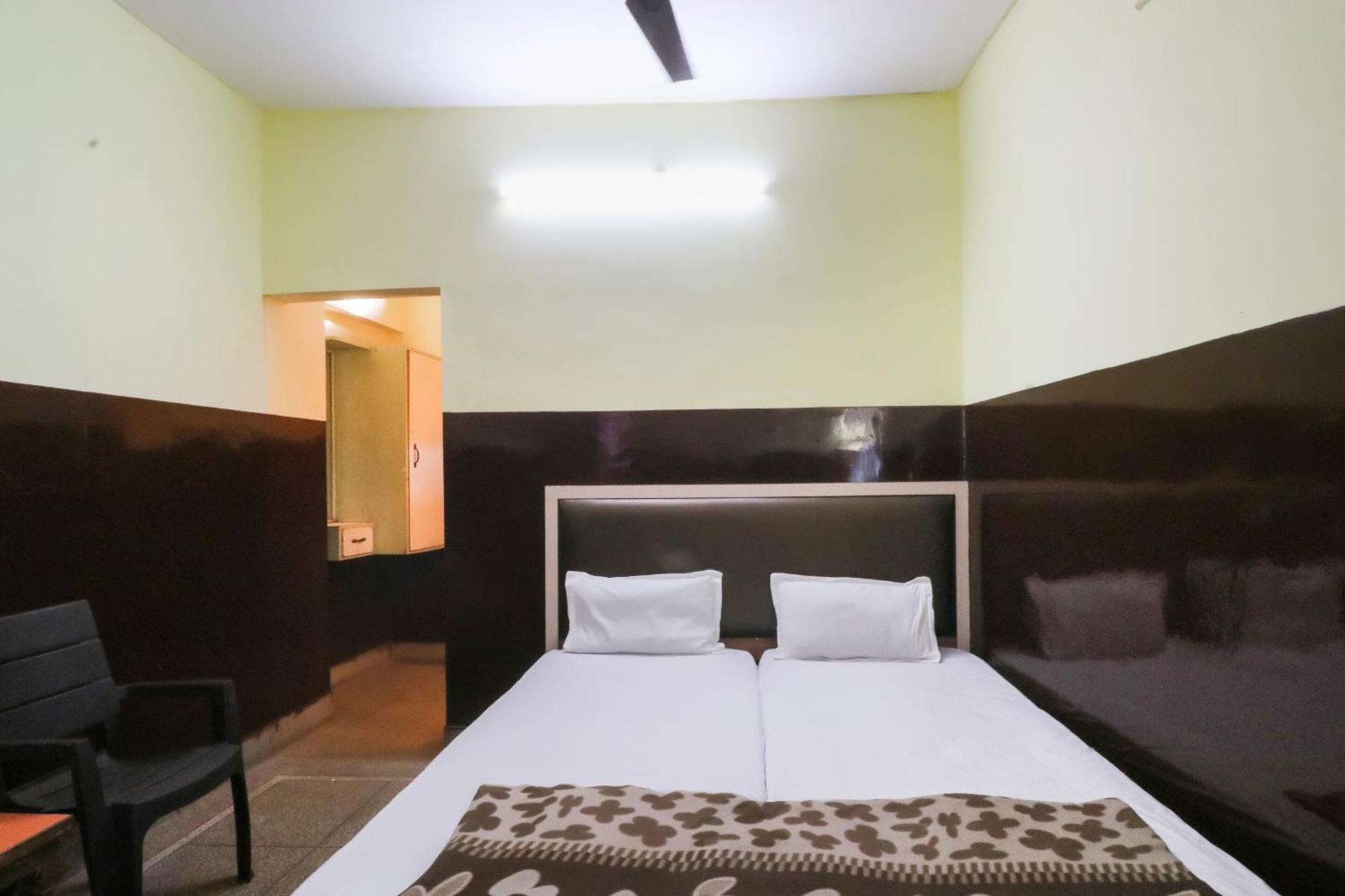 Spot On Hotel Monu Rāipur 外观 照片